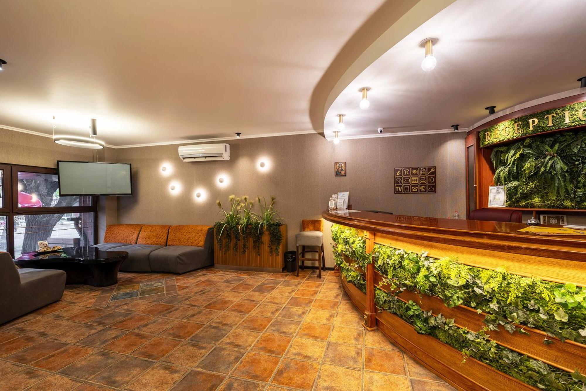 Hotel Orbita Varna Exterior foto
